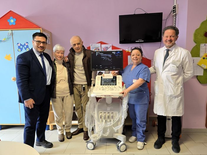 All'Ospedale di Rivoli donato un nuovissimo ecografo da una famiglia della città All'Ospedale di Rivoli donato un nuovissimo ecografo da una famiglia della città