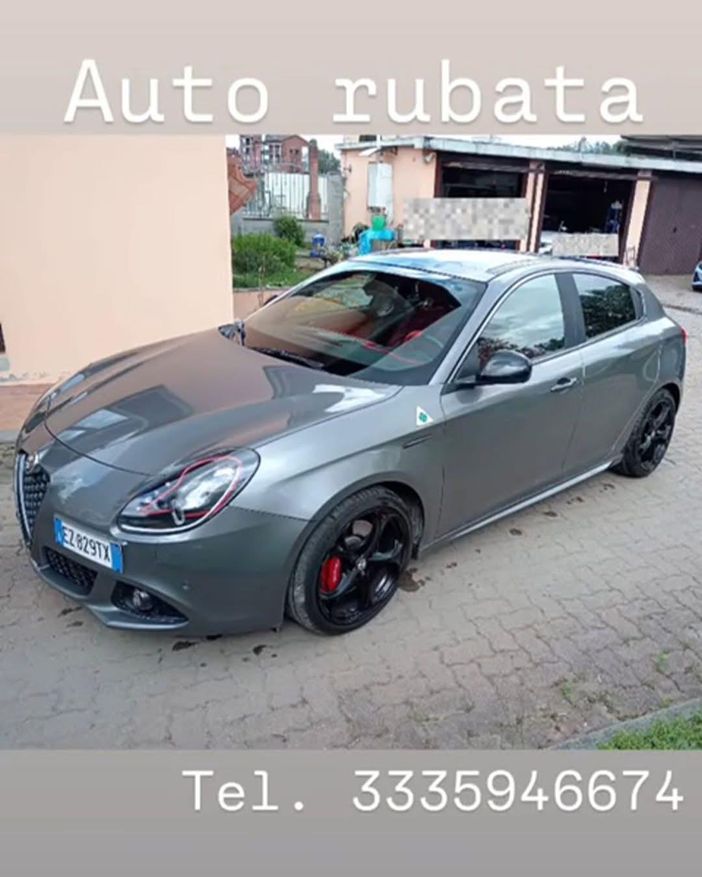 L'Alfa Romeo Quadrifoglio Verde grigia rubata nella notte tra domenica e lunedì L'Alfa Romeo Quadrifoglio Verde grigia rubata nella notte tra domenica e lunedì