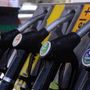 Caro carburanti non si ferma, media gasolio sopra picco del 19 marzo: prezzi benzina e diesel