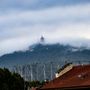 Afa addio? A Torino temperature a picco sotto i 19°, freddo polare in quota e raffiche oltre i 120 km/h a Superga Afa addio? A Torino temperature a picco sotto i 19°, freddo polare in quota e raffiche oltre i 120 km/h a Superga