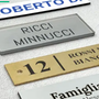 Aprire un’attività vicino alla Reggia: insegne e targhe eleganti in un contesto storico Aprire un’attività vicino alla Reggia: insegne e targhe eleganti in un contesto storico