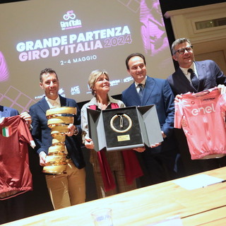 Giro al via, Nibali: “Pogacar favorito, potrebbe prendere subito la maglia rosa&quot;