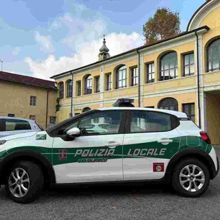 Una vettura della Polizia locale di Grugliasco