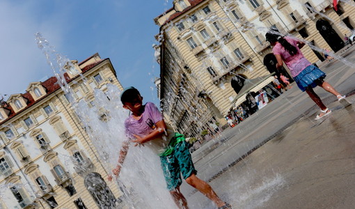 Notte record a 27°, sfiorati i 40° col sole: Torino vive una delle giornate più roventi della sua storia Notte record a 27°, sfiorati i 40° col sole: Torino vive una delle giornate più roventi della sua storia