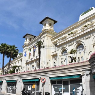 Casinò Sanremo, scala reale di cuori fa scattare il super jackpot da 80.000 € al tavolo dell’Hold’em Poker