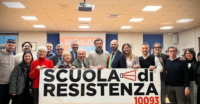 Greppi e Dudu dei Modena City Ramblers ospiti a Collegno per la "Scuola di Resistenza 2.0" Greppi e Dudu dei Modena City Ramblers ospiti a Collegno per la "Scuola di Resistenza 2.0"
