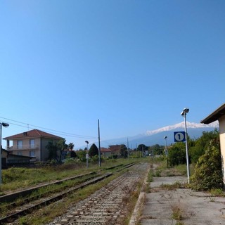 Mobilità sostenibile in Piemonte, l'allarme di Legambiente: "Binari tagliati per 400 chilometri"