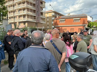 Il sopralluogo della Circoscrizione 5 in via Druento