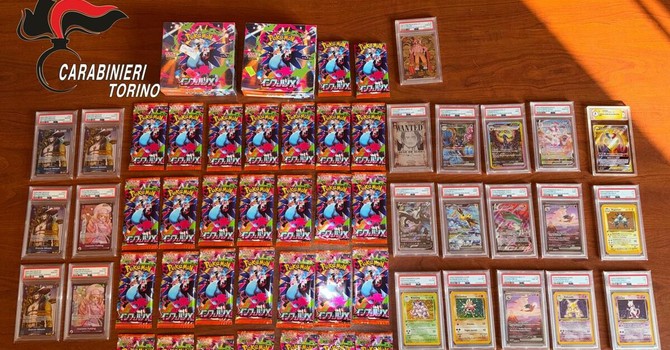 Rientra dal Lucca Comics e gli rubano 20 mila euro di carte Pokémon e One Piece: due denunciati