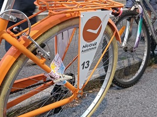 Alcuni dei partecipanti alla biciclettata di ieri sera