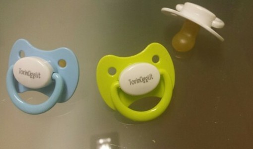 Come da tradizione il 'primo ciuccio' ai nati il 1° gennaio lo regala Torinoggi