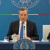 Mario Draghi durante una conferenza stampa
