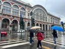 pioggia davanti a Porta Nuova
