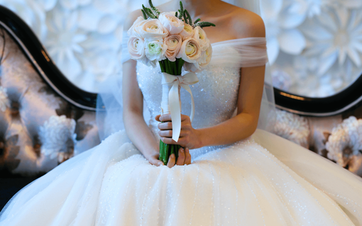 Quanto costa un abito da sposa? Guida completa ai prezzi 2025