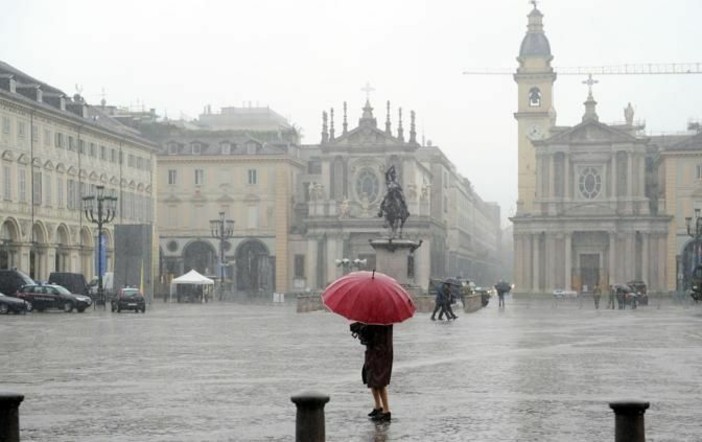 Meteo: inizio settimana piovoso, poi migliora e torna il sereno a partire da mercoledì Meteo: inizio settimana piovoso, poi migliora e torna il sereno a partire da mercoledì