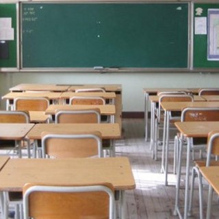 Rientrano in classe materne, elementari e tutte le medie: suona la campanella per oltre 173mila ragazzi