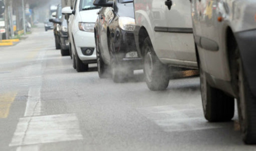 Via libera al piano qualità aria 2026: niente stop ai diesel Euro 5 in Piemonte. 100 milioni di euro per misure alternative Via libera al piano qualità aria 2026: niente stop ai diesel Euro 5 in Piemonte. 100 milioni di euro per misure alternative