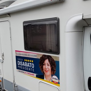 In tour per sostenere Disabato, parte il camper del M5S