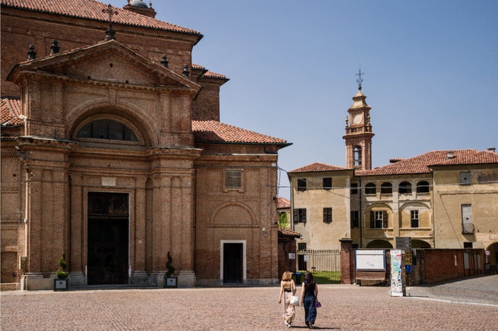 Artigiani, anziane, ex dipendenti: gli ambassador locali raccontano le Residenze Sabaude e le loro città Artigiani, anziane, ex dipendenti: gli ambassador locali raccontano le Residenze Sabaude e le loro città