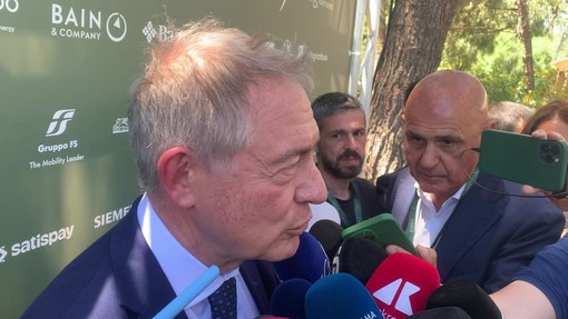 Ex Ilva, Urso: "Sequestro altoforno anomalia, già oltre 2 mld danni"