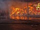 Maxi incendio a Novate Milanese, il video delle fiamme all'isola ecologica