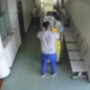 Ruba un condizionatore all'Istituto tumori di Napoli, il furto ripreso dalle telecamere