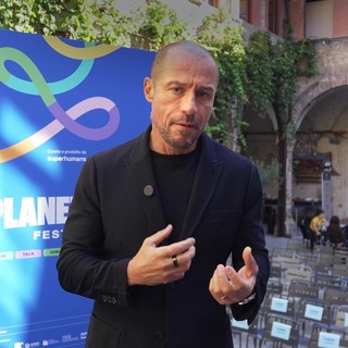 Planetaria Festival, Stefano Accorsi: "Le città devono adeguarsi ai grandi cambiamenti nel mondo" Planetaria Festival, Stefano Accorsi: "Le città devono adeguarsi ai grandi cambiamenti nel mondo"