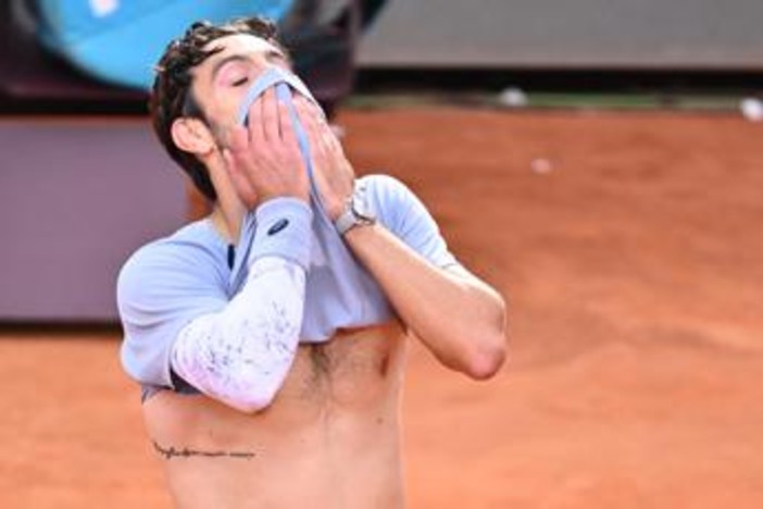 Musetti salta anche Wimbledon: "Preparazione incompleta, ci vediamo presto" Musetti salta anche Wimbledon: "Preparazione incompleta, ci vediamo presto"