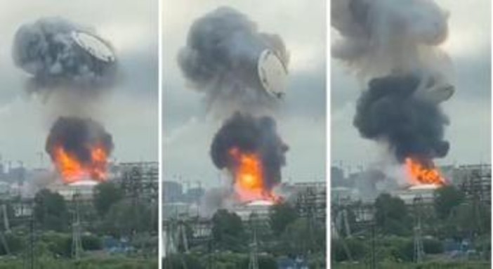 Ucraina, super attacco alla raffineria di Mosca: piove petrolio dopo il raid Ucraina, super attacco alla raffineria di Mosca: piove petrolio dopo il raid