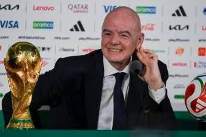 Infantino e i Mondiali 'di Trump': "Coppa del Mondo possibile solo con Donald" Infantino e i Mondiali 'di Trump': "Coppa del Mondo possibile solo con Donald"