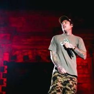 Fedez, spoiler del suo libro: da Sanremo al matrimonio finito con Ferragni