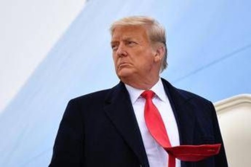 Migranti, negli Usa arrivi in calo ma Trump intensifica la sua offensiva con blitz Ice negli aeroporti e nei tribunali Migranti, negli Usa arrivi in calo ma Trump intensifica la sua offensiva con blitz Ice negli aeroporti e nei tribunali