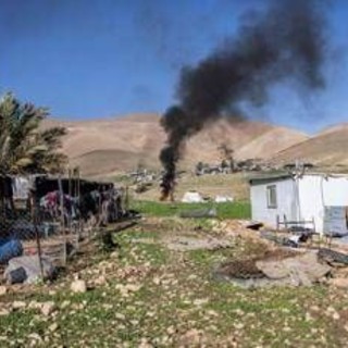 Israele, Idf: "Violenza coloni contro palestinesi in Cisgiordania aumentata del 25% nel 2025"