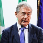 Urso “Su Transizione 5.0 circolano fake news per demolire questo strumento” Urso “Su Transizione 5.0 circolano fake news per demolire questo strumento”