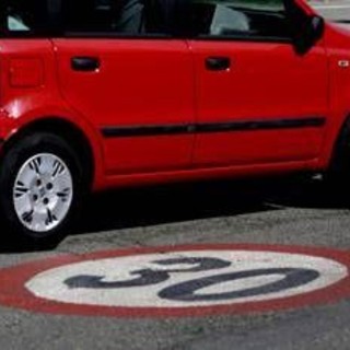 Bologna e il limite a 30 km all'ora, il Tar accoglie ricorso e annulla provvedimento Bologna e il limite a 30 km all'ora, il Tar accoglie ricorso e annulla provvedimento