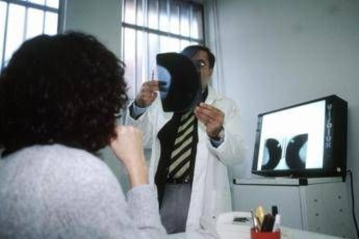 Tumori, al Sud 15% donne cambia regione per chirurgia seno, punte del 50% in Calabria Tumori, al Sud 15% donne cambia regione per chirurgia seno, punte del 50% in Calabria