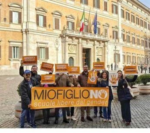 Scuola, Coghe (Pro Vita): via libera a consenso informato è &quot;storica vittoria dei genitori&quot;