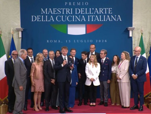 Meloni e Lollobrigida premiano 10 Maestri dell’Arte della Cucina Italiana Meloni e Lollobrigida premiano 10 Maestri dell’Arte della Cucina Italiana