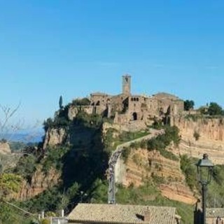 Civita di Bagnoregio e Bolsena conquistano il titolo di Capitale italiana dell’arte contemporanea 2028: il progetto vincitore