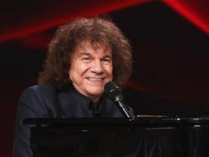 Riccardo Cocciante compie 80 anni e torna con un nuovo album