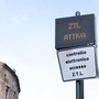 Roma, caos parcheggi quando giocano Roma e Lazio: il Campidoglio lancia ipotesi Ztl per Olimpico