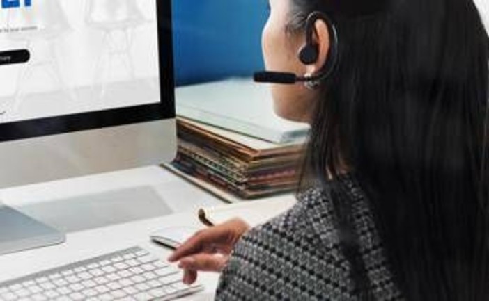 Telemarketing, stop ai contratti luce e gas al telefono senza autorizzazione degli utenti Telemarketing, stop ai contratti luce e gas al telefono senza autorizzazione degli utenti