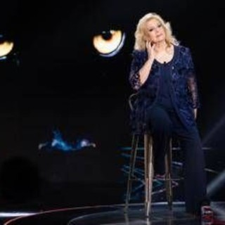 Belve, Iva Zanicchi ospite seconda puntata tra Mina e i guai col fisco