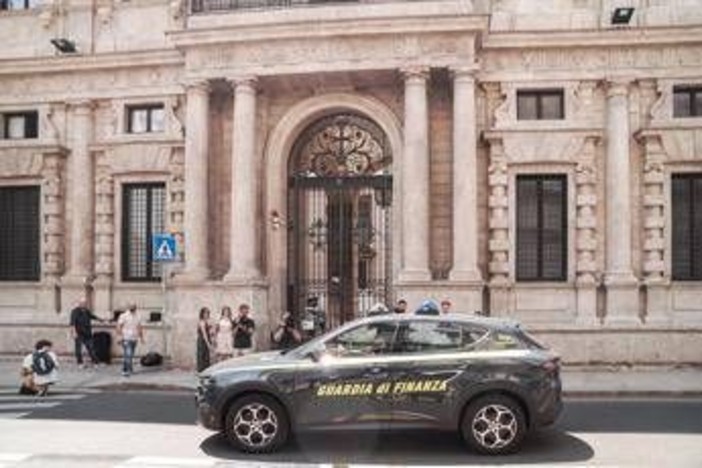 Inchiesta Milano, la rabbia degli inquilini: &quot;Soldi già investiti ma cantieri bloccati, vogliamo risposte&quot;