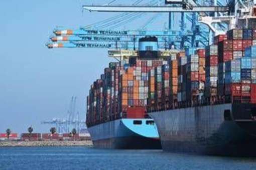 Dazi Usa, fonti Ue: &quot;Molto presto tariffe al 15% su export auto e farmaci&quot;