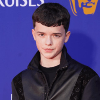 Owen Cooper entra nella storia, l'attore 15enne che ha vinto un Emmy