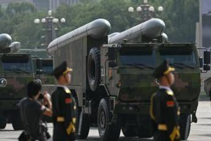 Cina, immagini satellitari rivelano nuova corsa agli armamenti: l'analisi