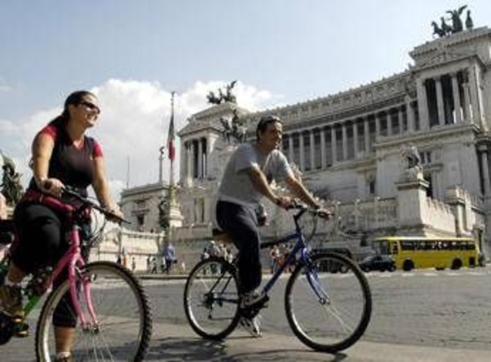 Blocco del traffico a Roma, ecco le date delle prossime domeniche ecologiche nella Capitale