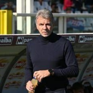 Genoa-Torino, caos arbitrale: Baroni chiede un rigore, poi viene espulso Ilkhan