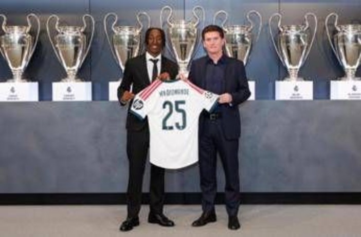 Alan Redmond, la mente dietro Roc Nation: "Nel calciomercato di oggi vince il realismo. E in Italia il talento non manca..." Alan Redmond, la mente dietro Roc Nation: "Nel calciomercato di oggi vince il realismo. E in Italia il talento non manca..."